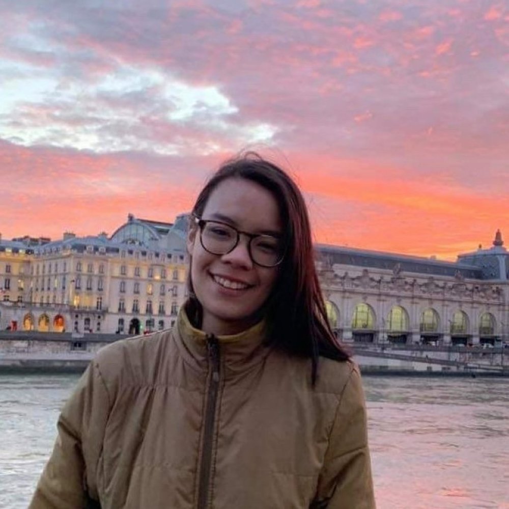 Meet your Posher, Lorelle